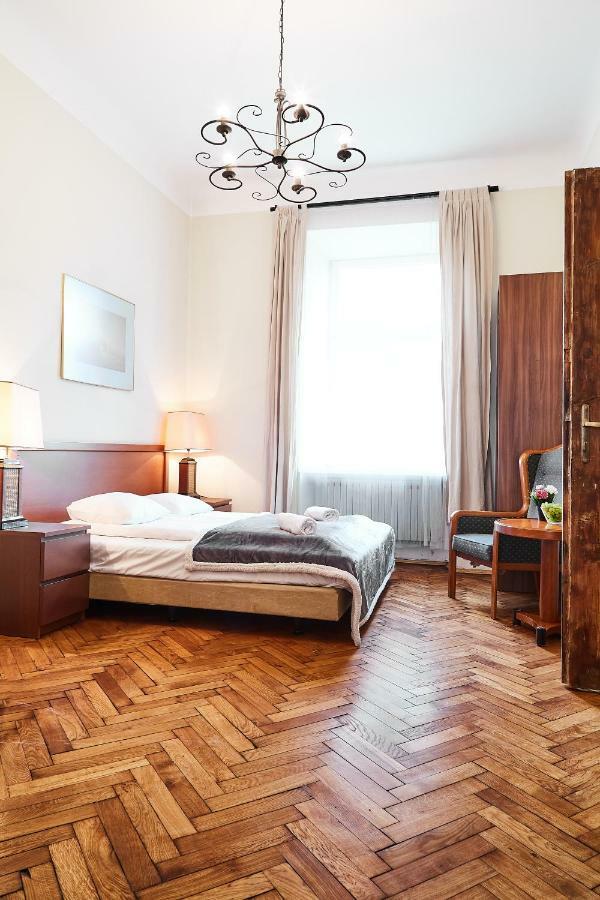 Prestige Location Apartments Pijarska Street Cracovia Esterno foto