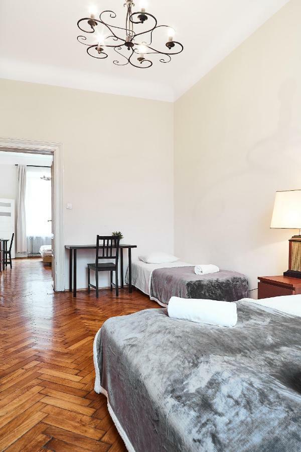 Prestige Location Apartments Pijarska Street Cracovia Esterno foto